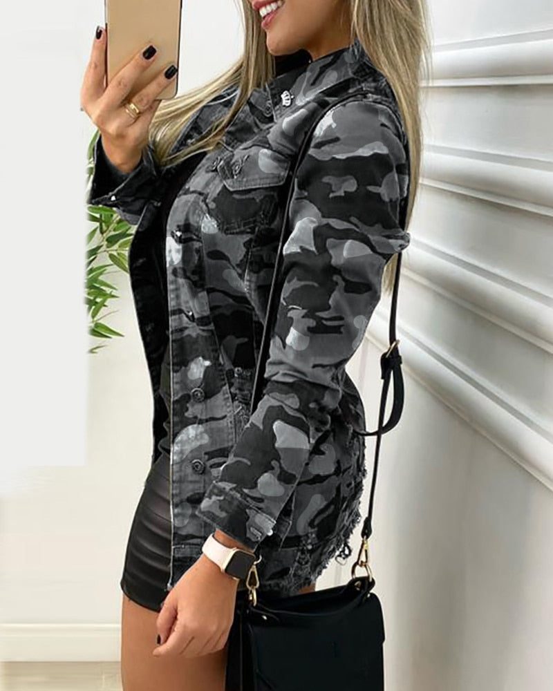 GirlKino 2022 Fashion Turn Down Collar Camouflage Print Buttoned Pocket Design Coat Womens Autumn Long Sleeve Jackets Casual Ladies Tops