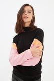 GirlKino With Color Block Loose Sheer Neckline Knitted Sweatshirt TWOAW22SW1761